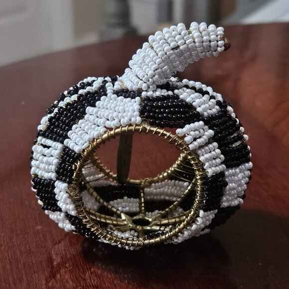 RARE RETIRED MACKENZIE CHILDS COURTLY CHECK FALL HALLOWEEN PUMPKIN NAPKIN RING - Picture 1 of 9